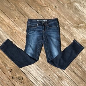 American Eagle Size 0 Skinny Dark Wash Jeans